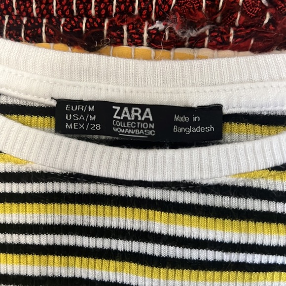 Zara Stripped Crop Top - Picture 3 of 3